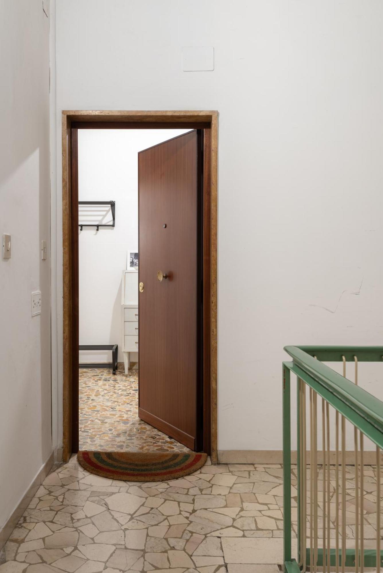 Comfortable Apartment 10 Minutes From City Center Floransa Dış mekan fotoğraf